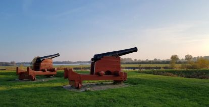 Aan de kanonnen zie je dat er een hele geschiedenis schuilt achter vestingstad Gorinchem. Foto: DagjeWeg.NL © Tonny van Oosten